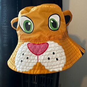 Kids tiger bucket hat